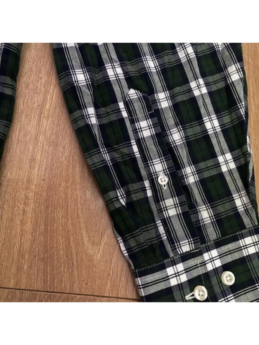 Stafford green & white plaid button-up shirt Size L